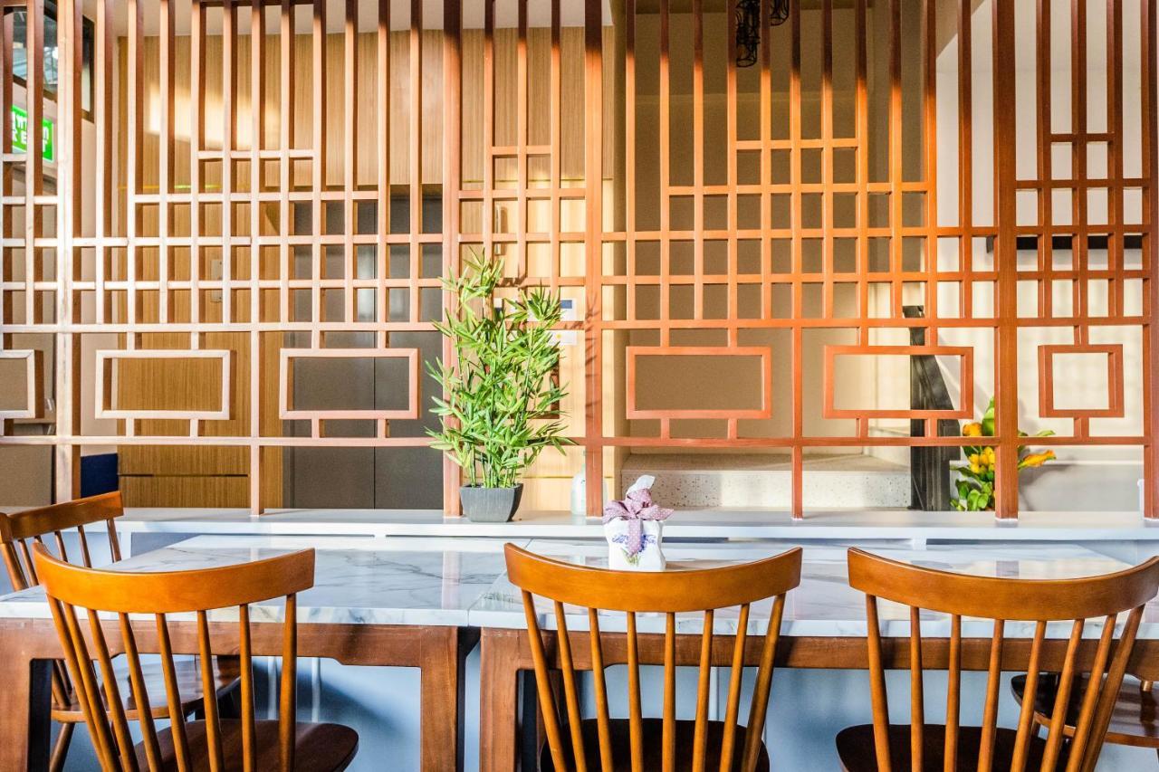 Usabai Riverside Boutique Hotel Chanthaburi Bagian luar foto
