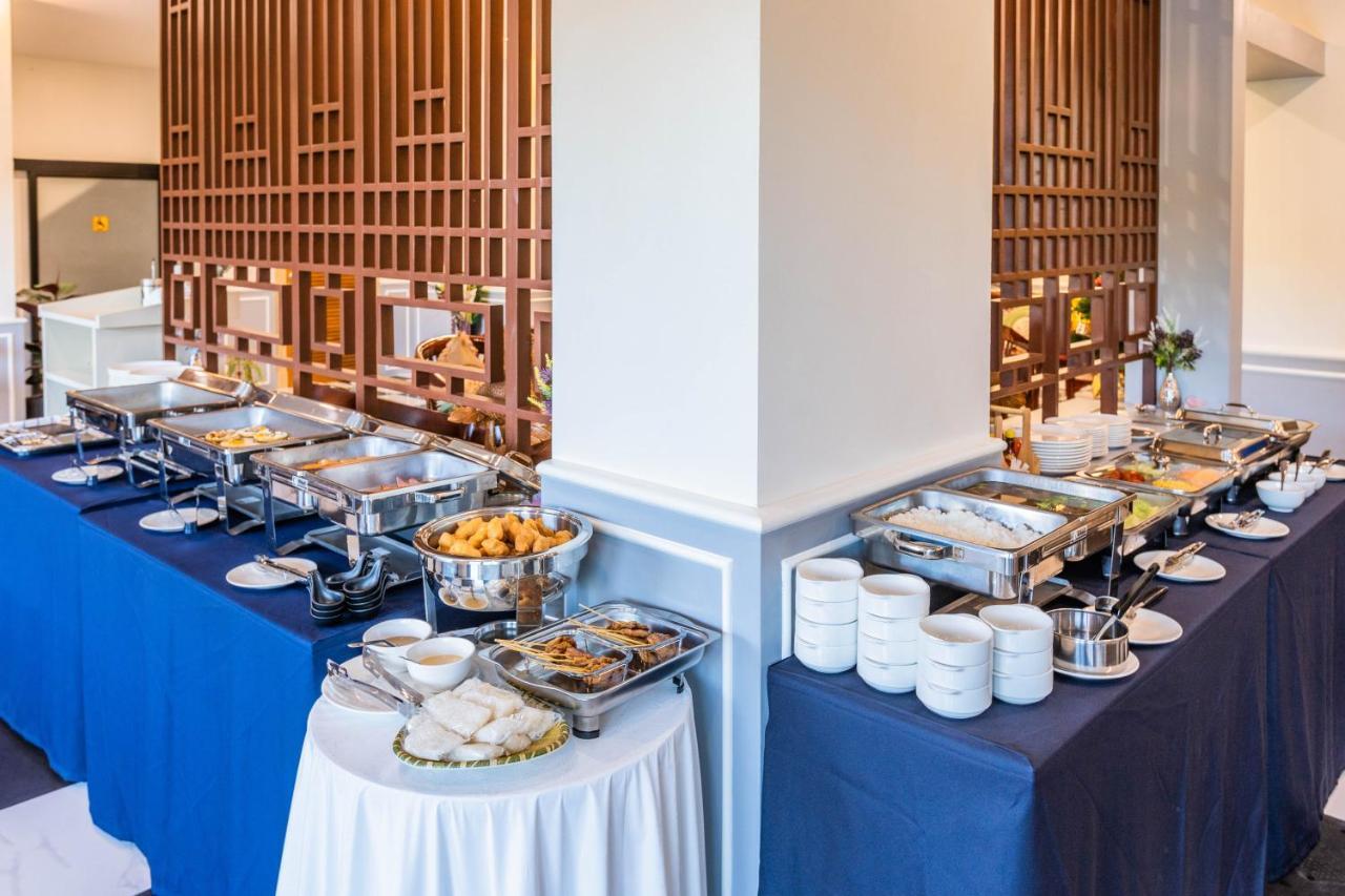 Usabai Riverside Boutique Hotel Chanthaburi Bagian luar foto