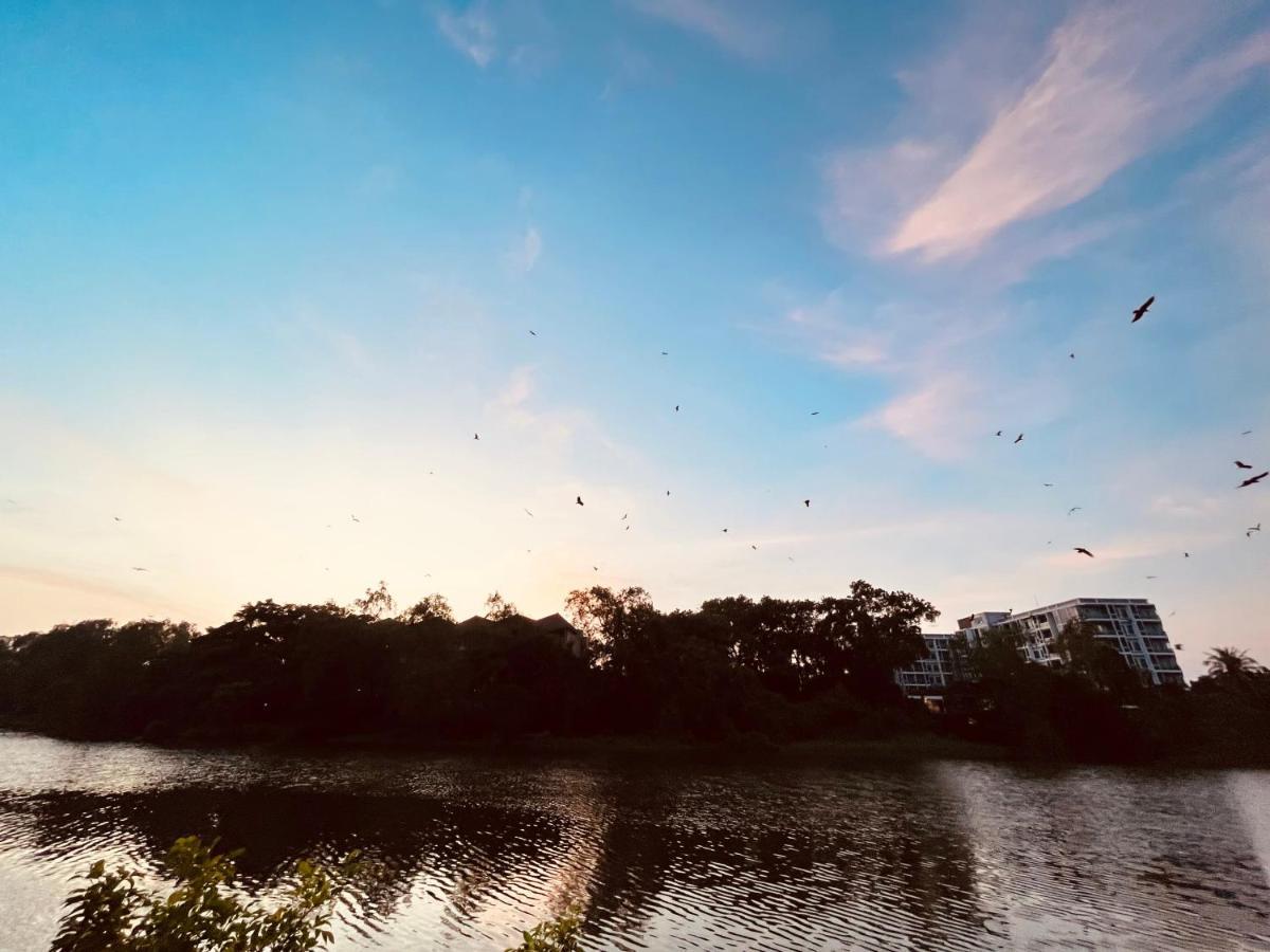 Usabai Riverside Boutique Hotel Chanthaburi Bagian luar foto