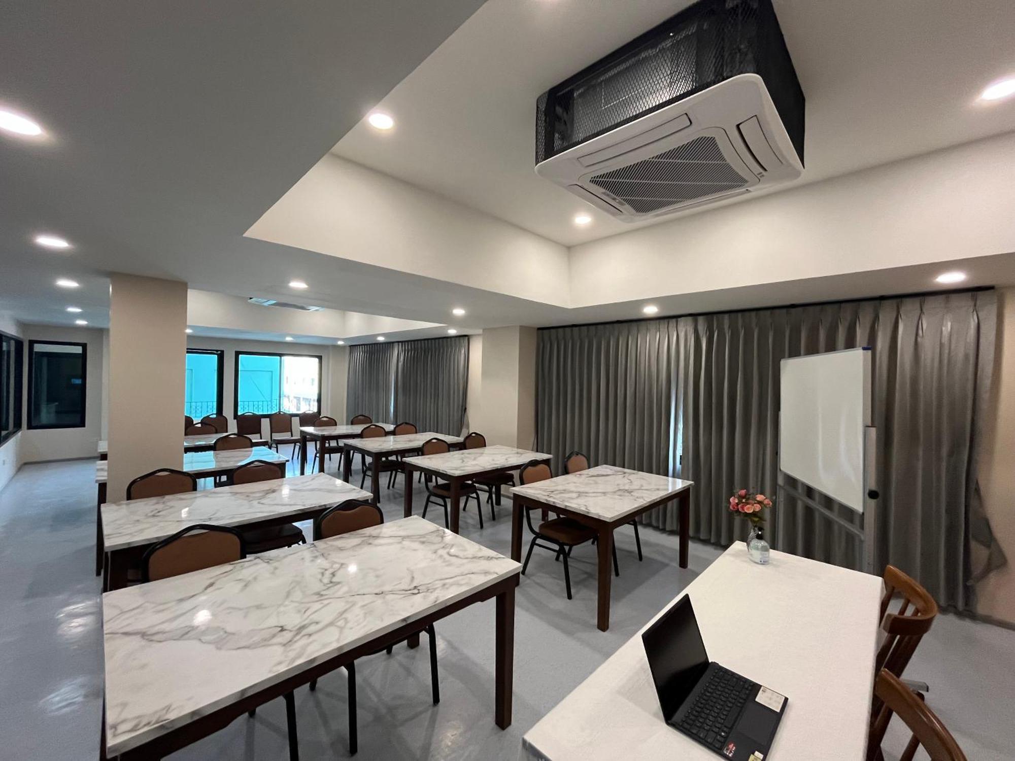 Usabai Riverside Boutique Hotel Chanthaburi Bagian luar foto